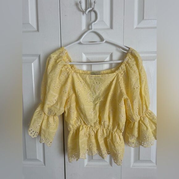 Yellow Eyelet Off-Shoulder Top - Picture 3 of 9